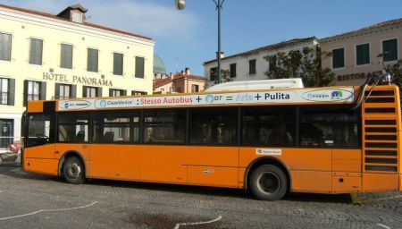 autobus venezia magigas clean venice