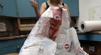 Teloni in plastica riciclata per aiutare i terremotati di Haiti