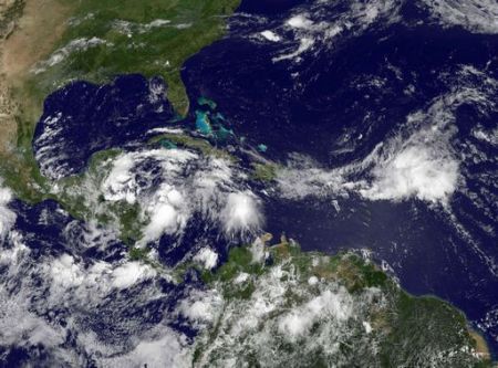 Tempesta tropicale Alex