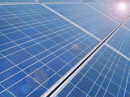 Fotovoltaico, impianto record attivato in Cina