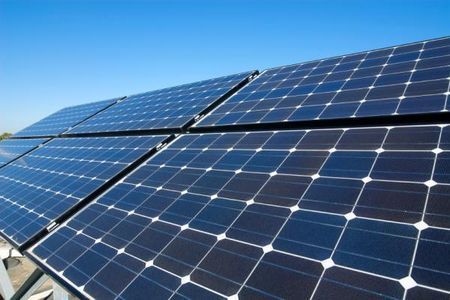 fotovoltaico pannelli solari autopulenti