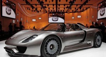 Auto ecologiche: Porsche lancia la 918 Spyder