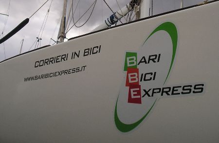 emissioni bari pony express biciclette