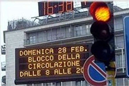 blocco-traffico-auto blocco traffico auto