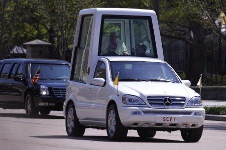 auto-elettriche-papamobile