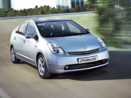 auto-ibride-toyota-prius-1