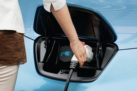 auto-elettriche-nissan-thm