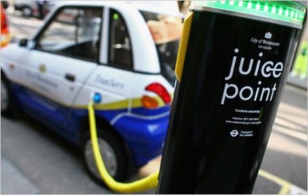 auto-elettriche-ricarica-950321