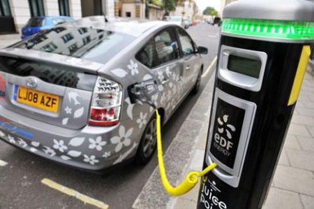 auto-elettriche-ricarica-domestica-