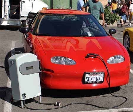 auto-elettrica-andamento-itallia