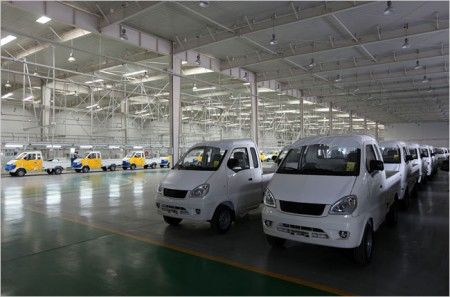auto-elettriche-cina-rete-ricarica