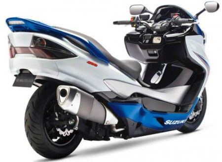 scooter-ecologico-idrogeno-burgman