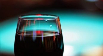 Impatto ambientale: le regole per scegliere il vino amico dell'ambiente