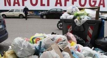 Emergenza rifiuti a Napoli, invasa da 2400 tonnellate di spazzatura