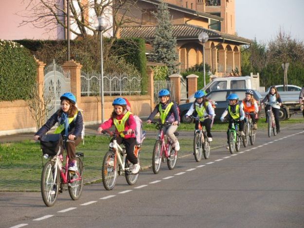 mobilita sostenibile reggio emilia bicibus