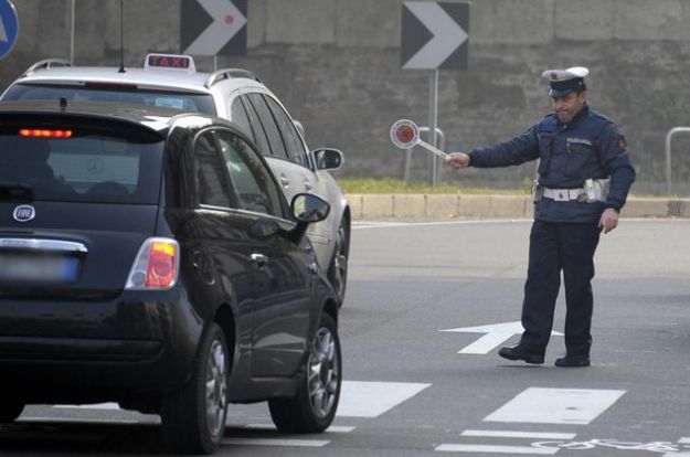 blocco del traffico a Milano blocco del traffico a Milano