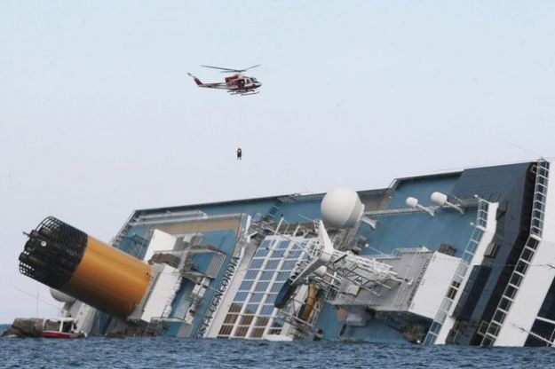 nave costa concordia protezione coste