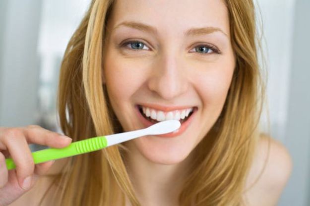 rimedi-naturali-sbiancare-denti rimedi naturali sbiancare denti