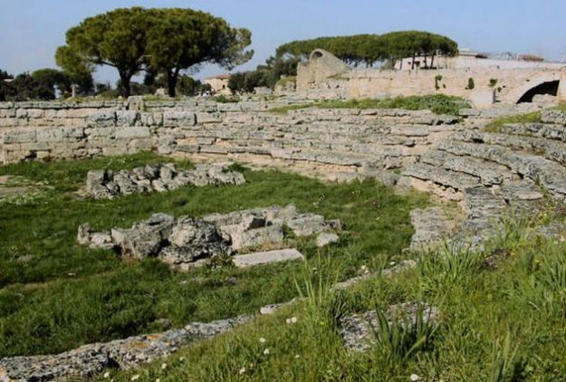 paestum-degrado-ambientale paestum degrado ambientale