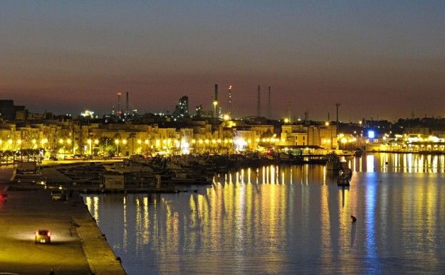 il-mare-vicino-allilva-di-taranto il mare vicino allilva di taranto