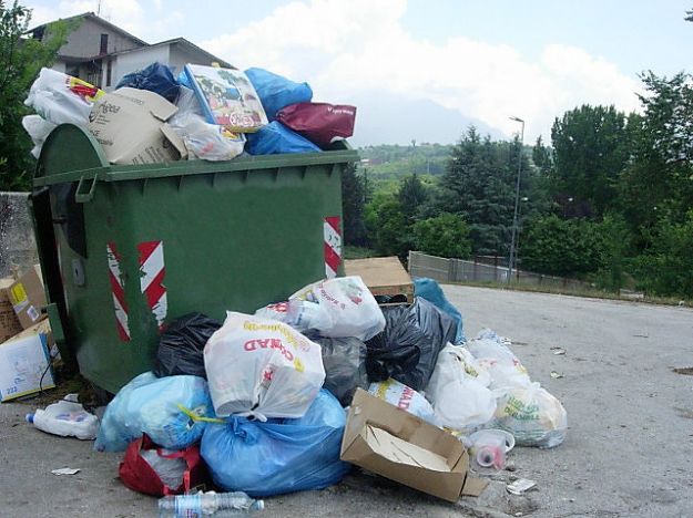meno rifiuti più benessere meno rifiuti più benessere
