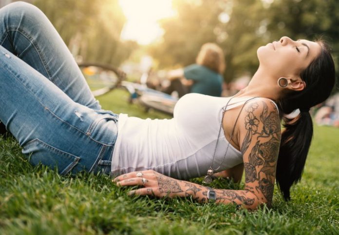 Cura Del Tatuaggio I Consigli Da Seguire E Gli Errori Da Evitare Ecoo It