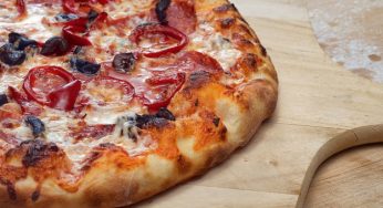 Pizza bruciata, pericolo idrocarburi: è cancerogena?