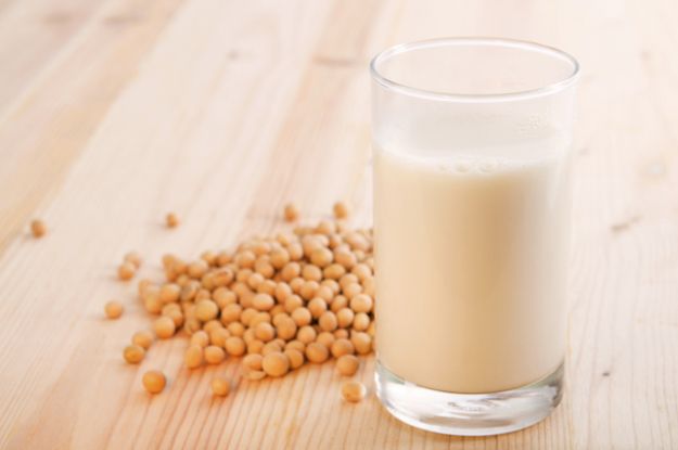 Home made fresh soy milk latte di soia proprieta benefici