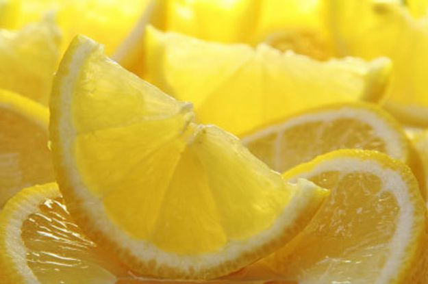 Usi alternativi del limone Usi alternativi del limone