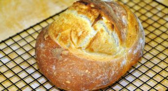 Pane fatto in casa con lievito madre: la ricetta naturale