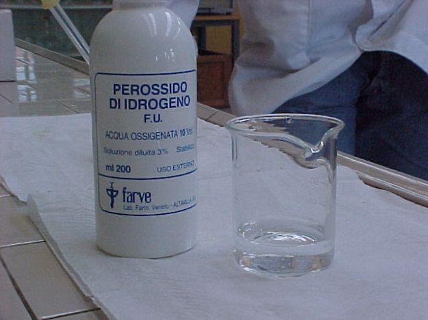 acqua-ossigenata acqua-ossigenata