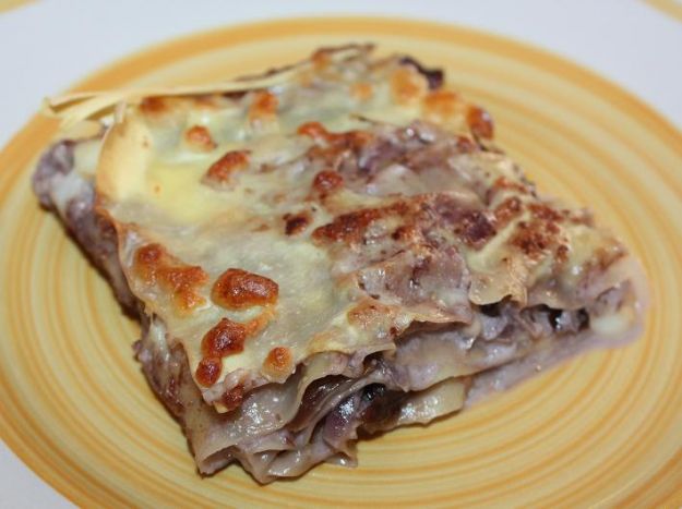 Lasagne con radicchio, noci e castagne