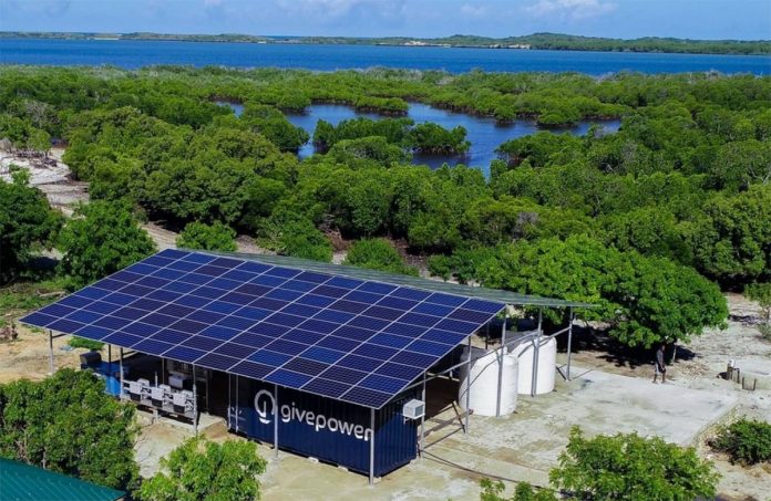 Dissalatori solari Dissalatori solari in Kenya realizzato dalla Givepower della Tesla