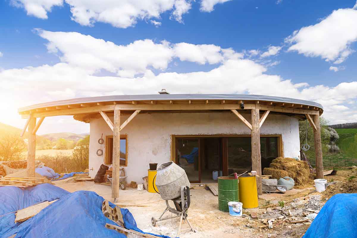 Costruzione di una casa ecologica in muratura