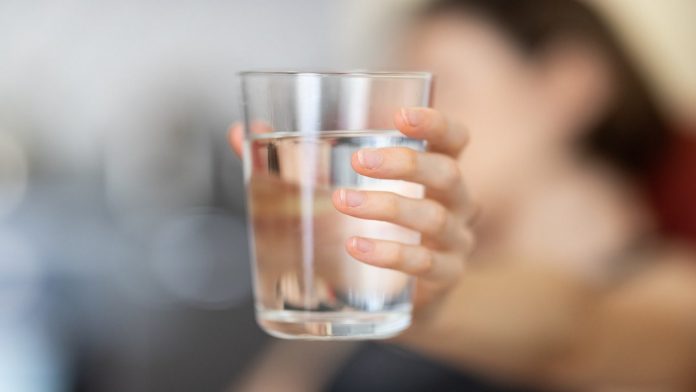 Bicchiere d'acqua (Pixabay) Bicchiere d'acqua (Pixabay)