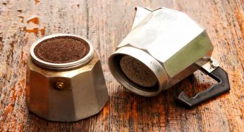 Caffettiera, molti la svuotano così: è sbagliato