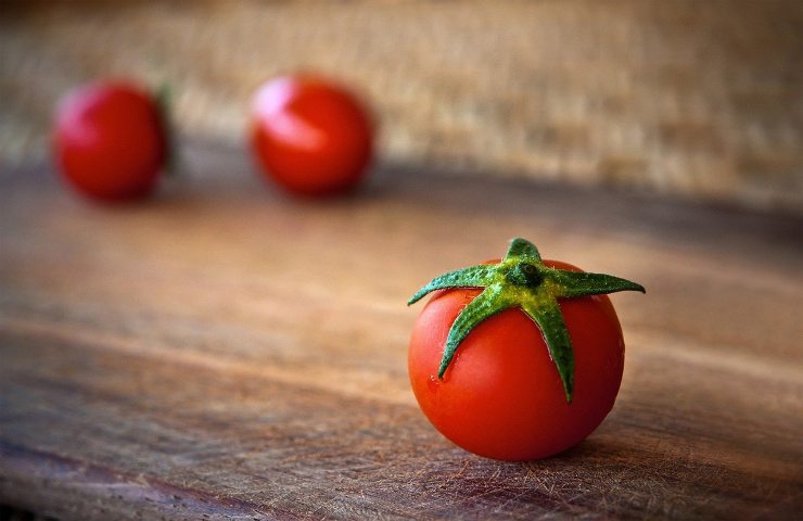 Pomodoro allarme pesticidi eliminarli