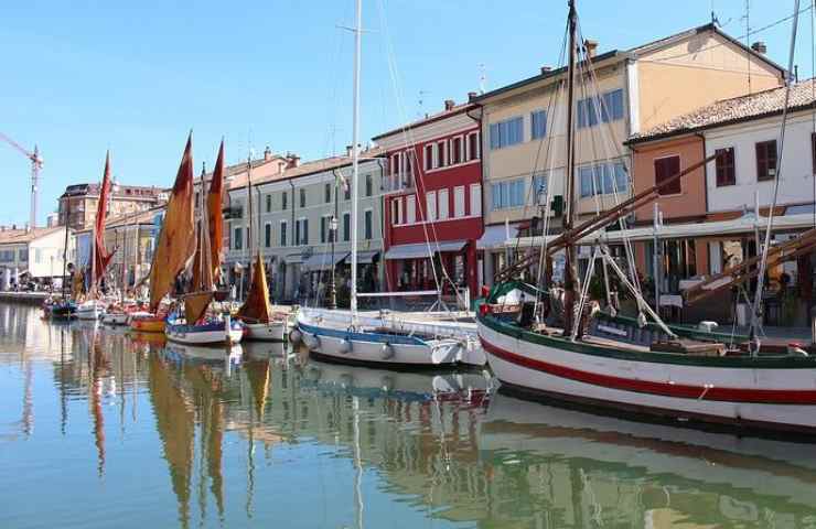 Un porto sul versante romagnolo