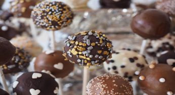 Torta avanzata? Come preparare dei bocconcini di cioccolato