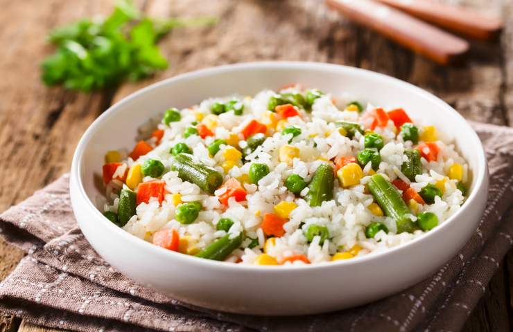 ricetta insalata di riso orientale