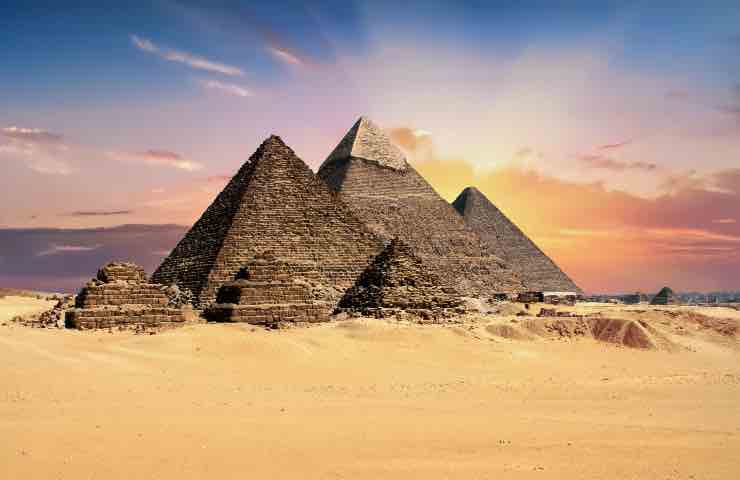 piramidi mistero