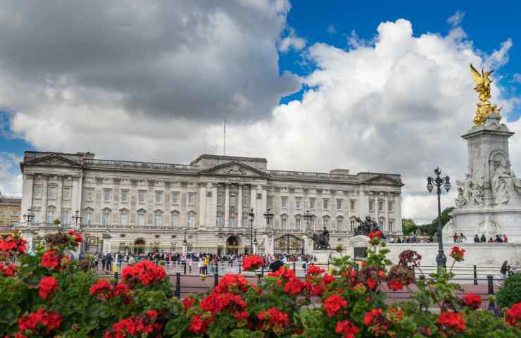 buckingham palace api