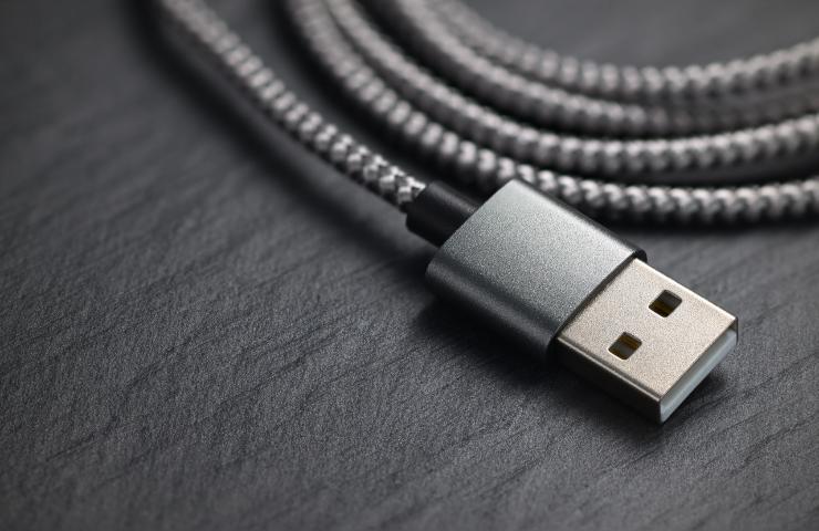 dove buttare i cavi USB