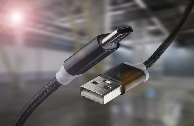 luogo corretto per smaltimento cavo usb