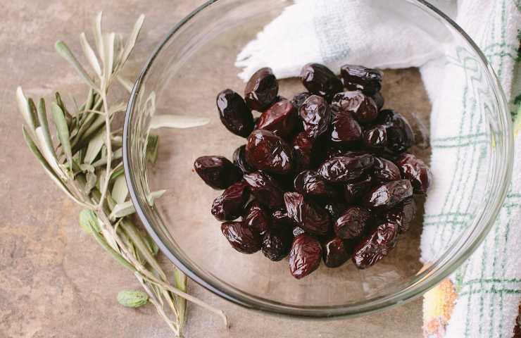 olive nere cosa contengono