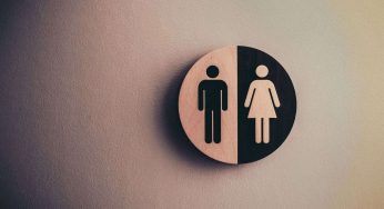 Bagni pubblici, ti è mai capitato di trovare il rotolo della carta igienica così?