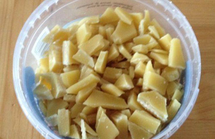 Cera d'api ecco come si fa