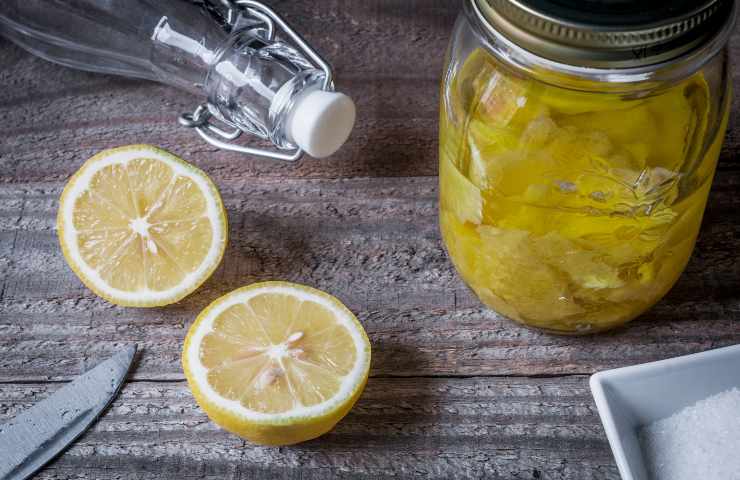 come riutilizzare bucce limone