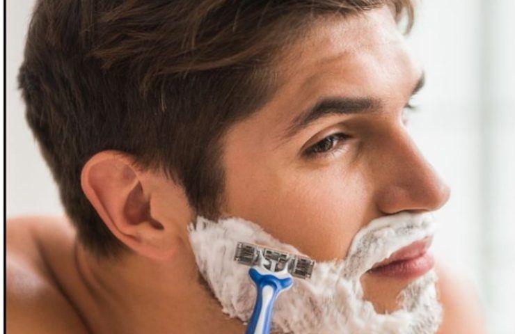 Schiuma da barba