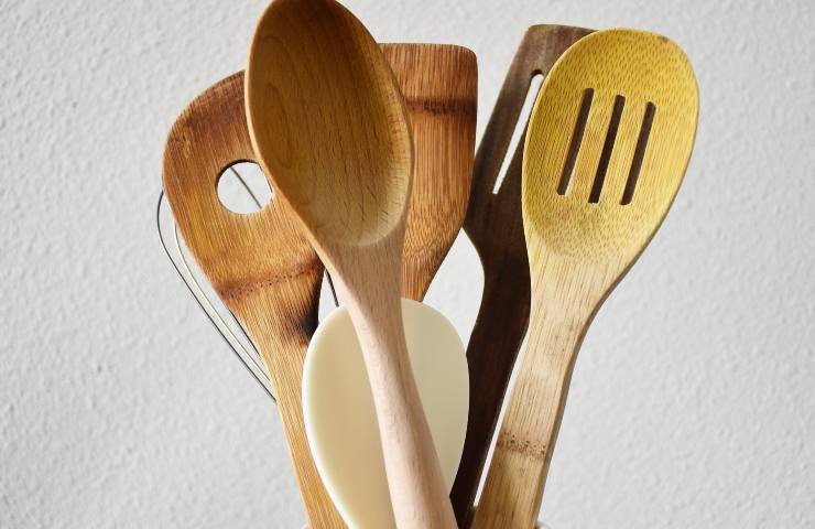 Pulire mestoli legno